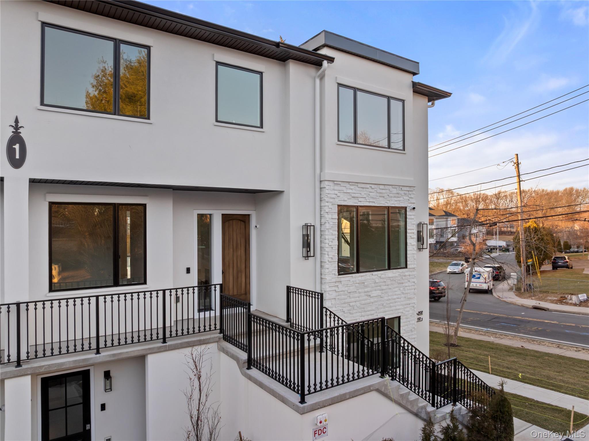 1 Dykstras Way W 202