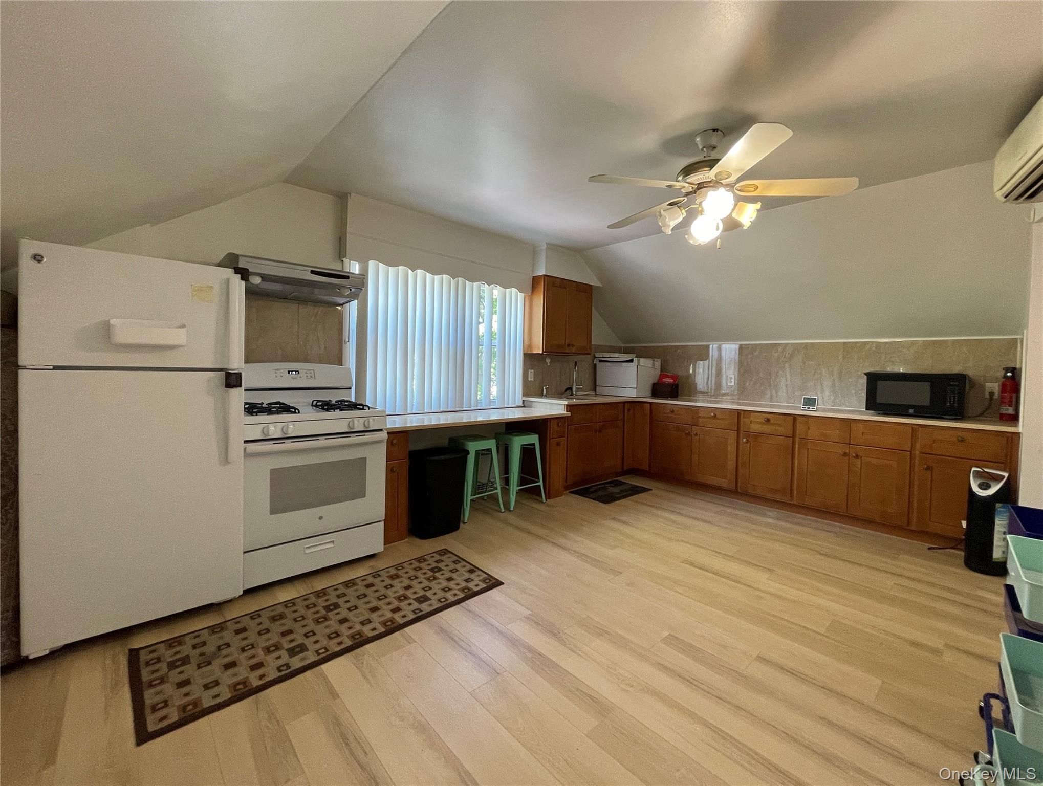 169 Old Mamaroneck Road #2