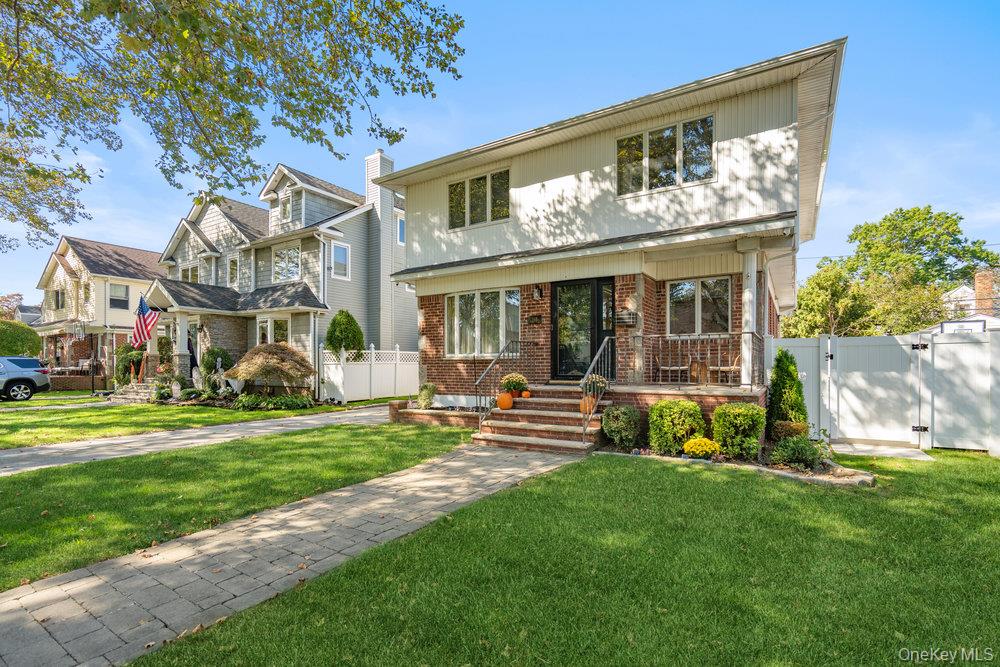 116 Sperry Boulevard