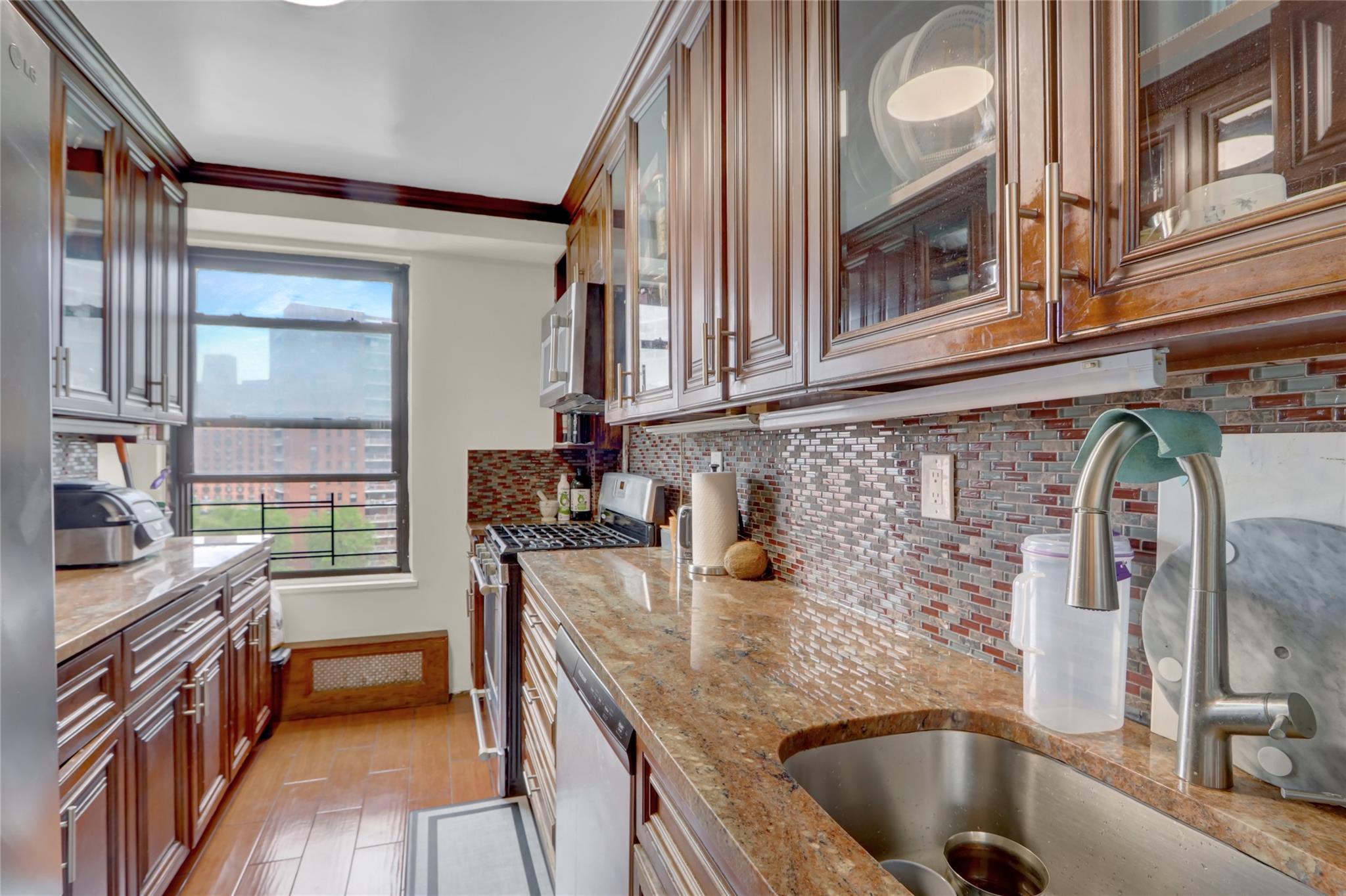 61-55 98th Street #8D, Rego Park, New York image 10