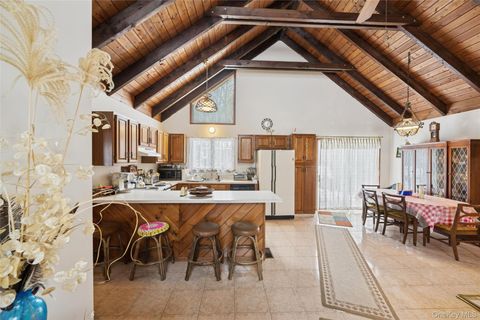 Homes For Sale - 961 Brick Kiln Road<br/> Sag Harbor, NY 11963