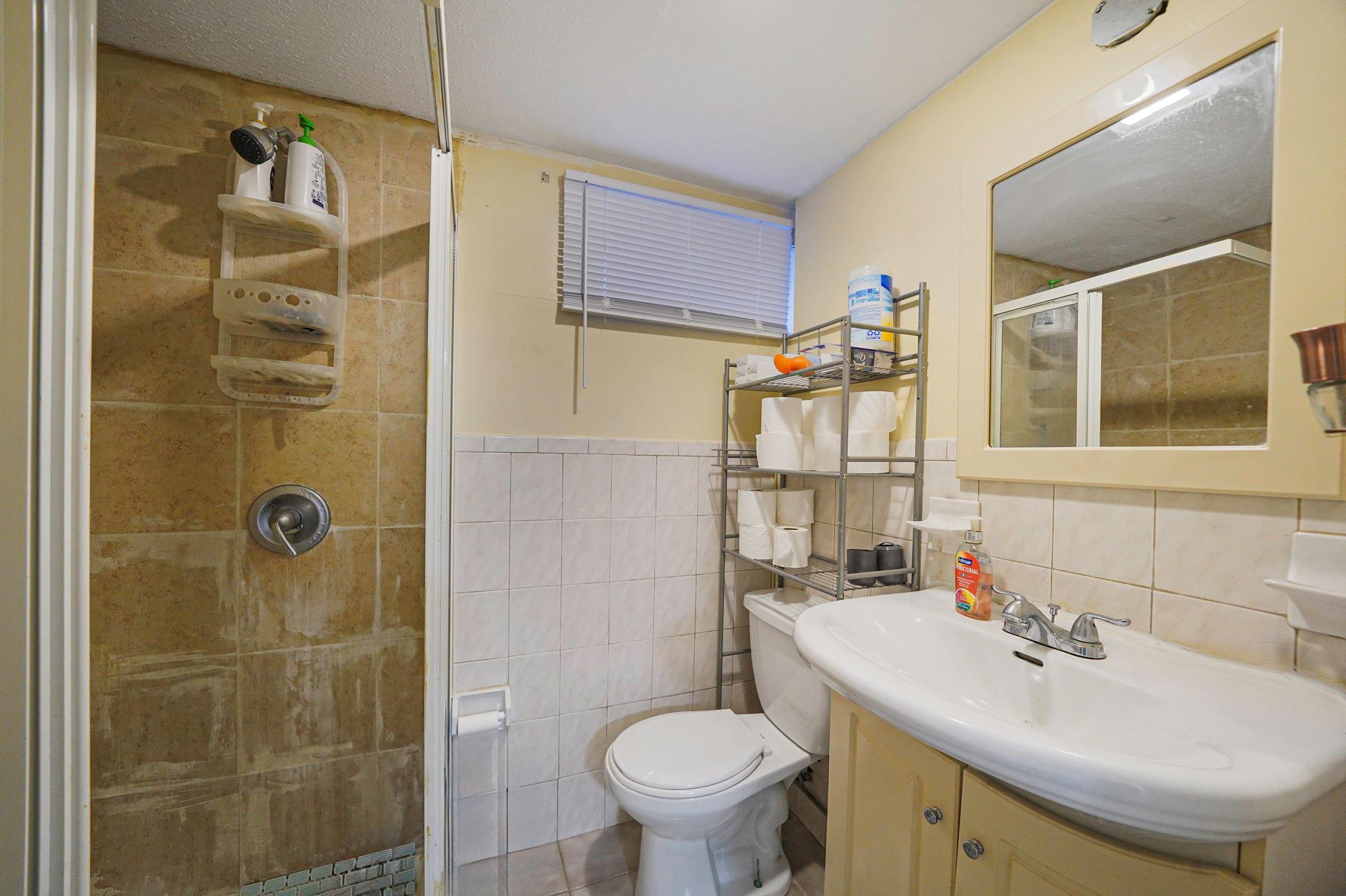 62 Moffitt Boulevard, East Islip, New York image 19