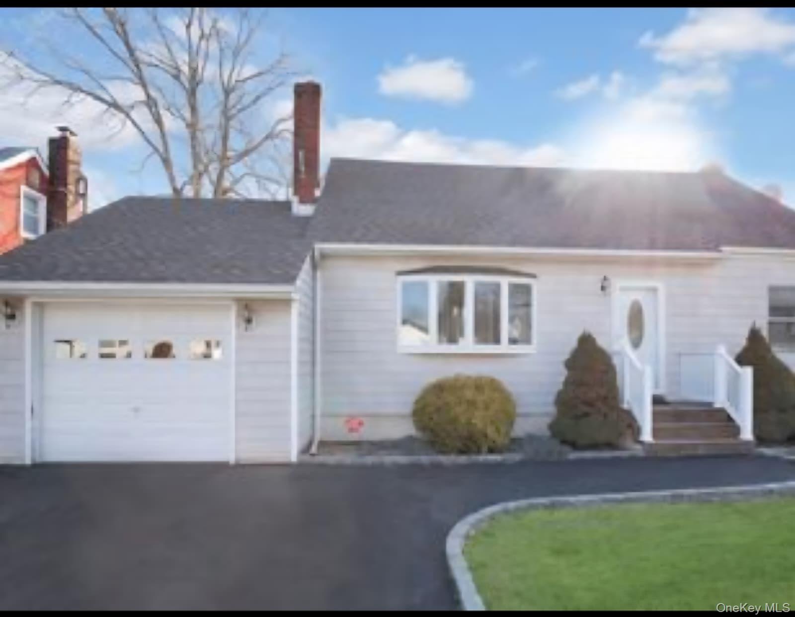 10 Bainbridge Avenue