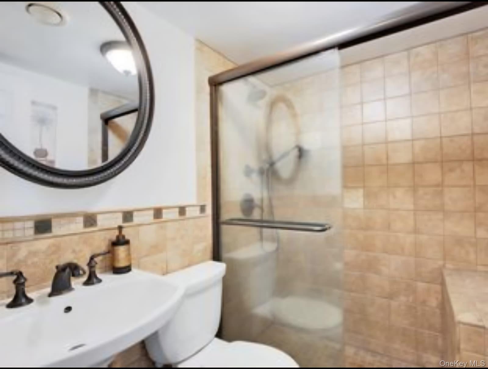 10 Bainbridge Avenue