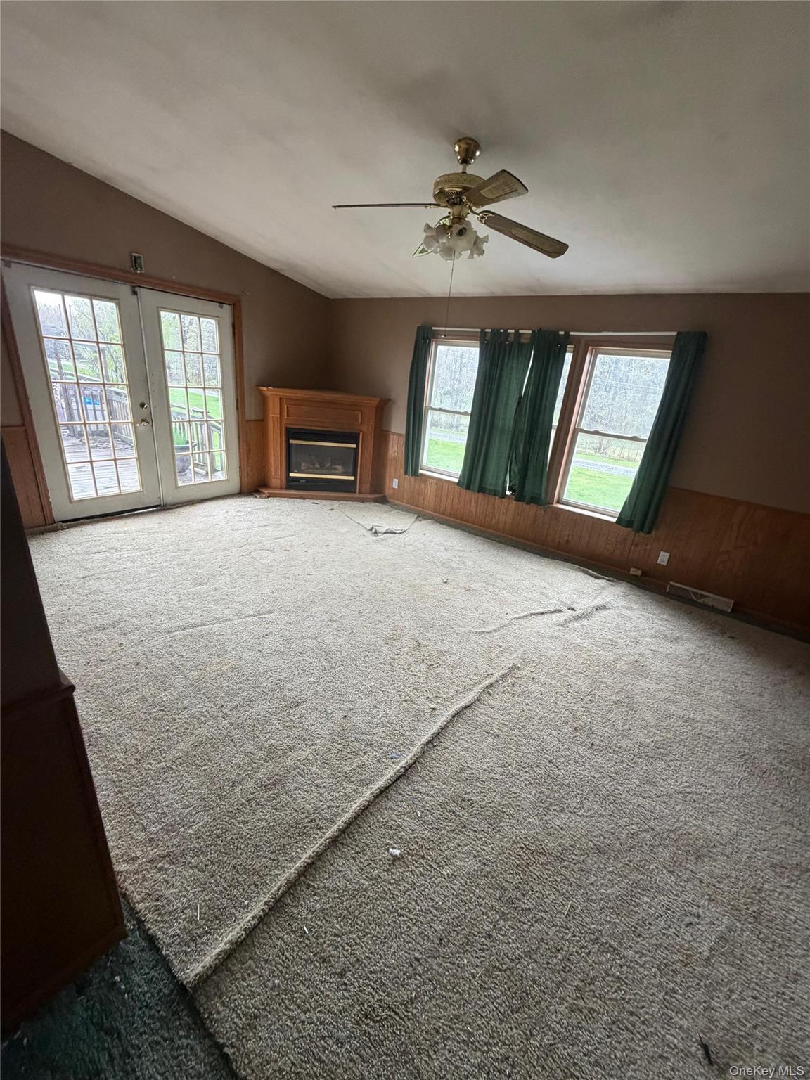 10 Spike Horn Road