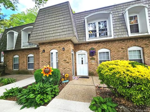 Photo of 655 Middle Country Road #2H2, Coram, NY 11727 (MLS # 1010354)