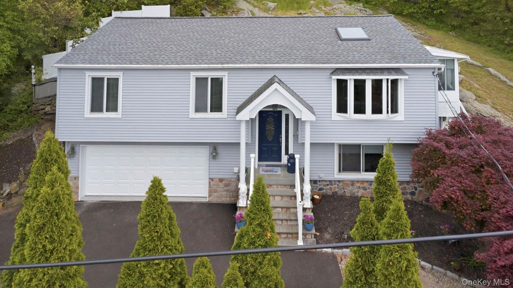 Photo of 16 Birch Drive, Mahopac, NY 10541 (MLS # 1000932)