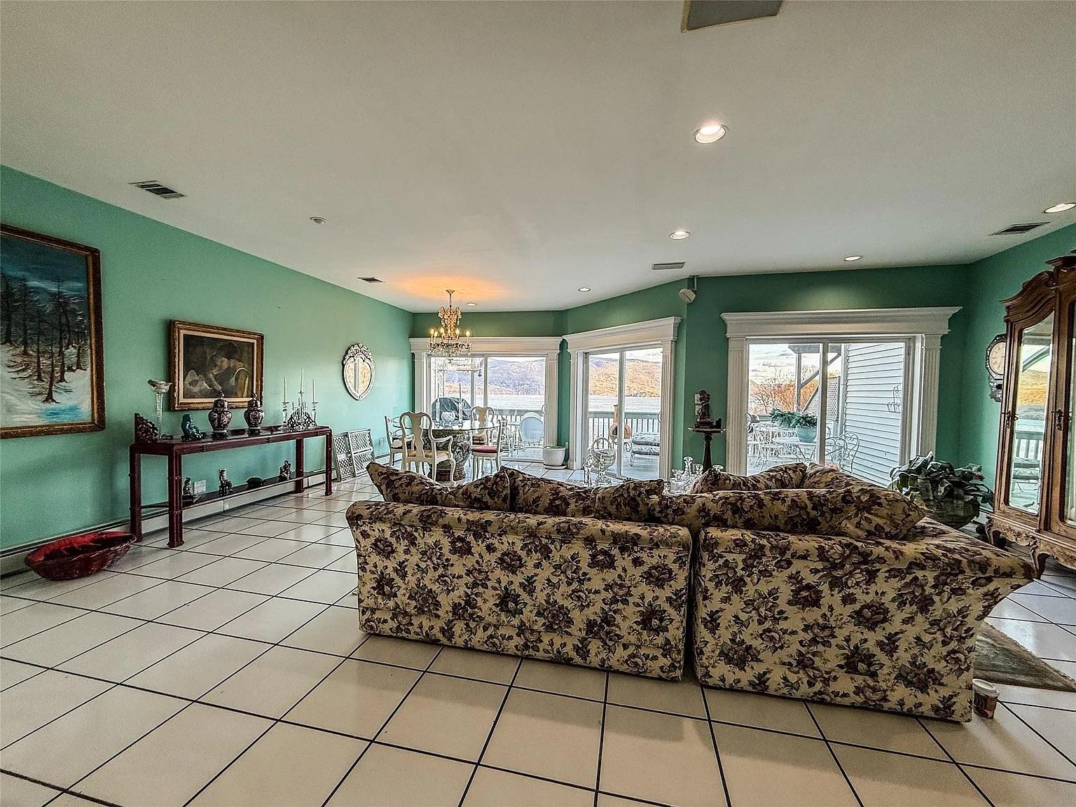 282 Tamerisk Lane, New Windsor, New York image 11