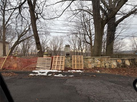 Vacant Land For Sale - 21 Amawalk Road<br/> Putnam County, Carmel, NY 10512