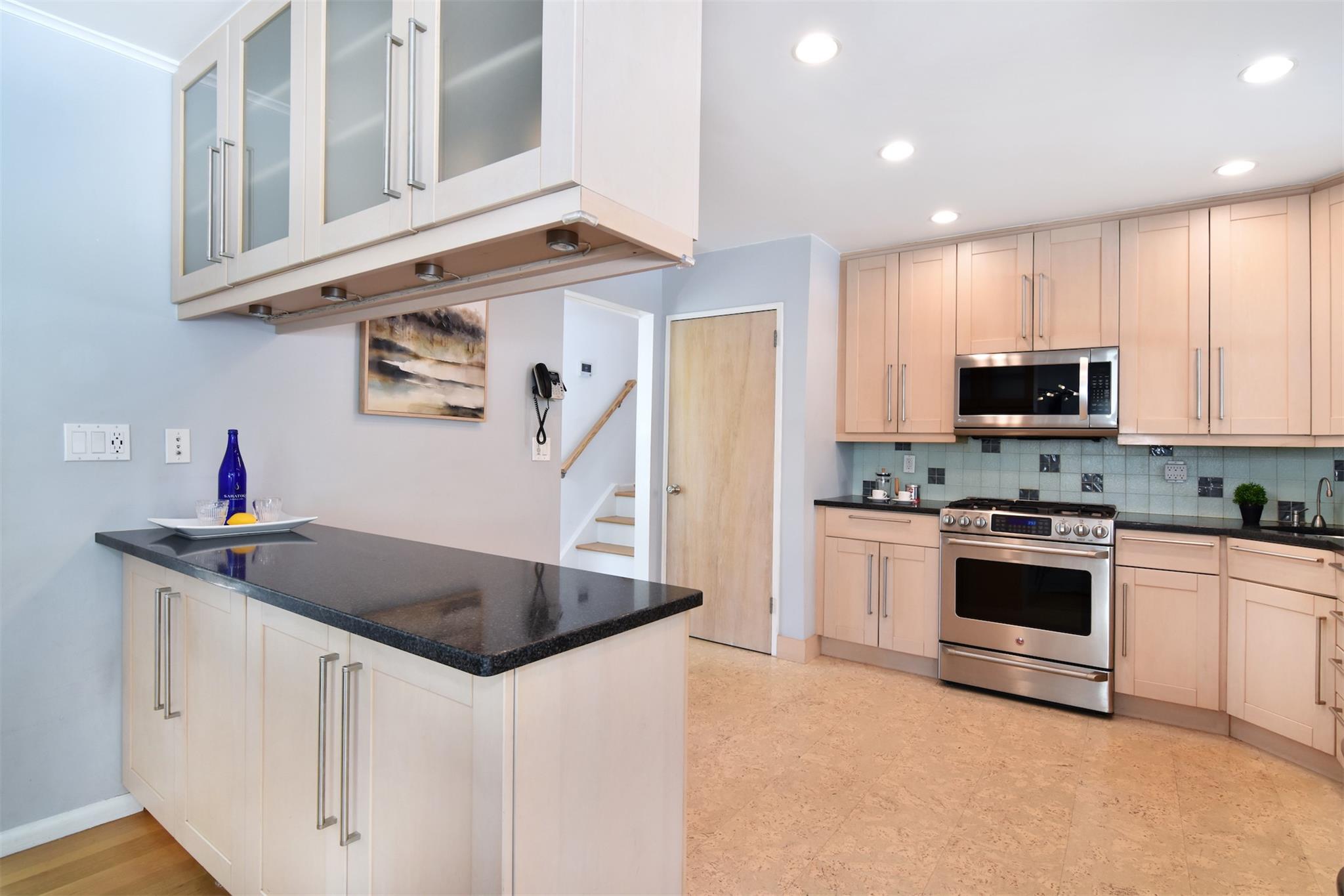 435 Carol Place, Pelham, Florida image 9