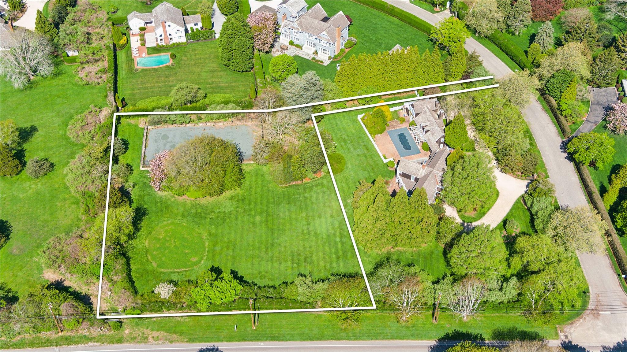 33 Bridgefield, Bridgehampton, New York image 6
