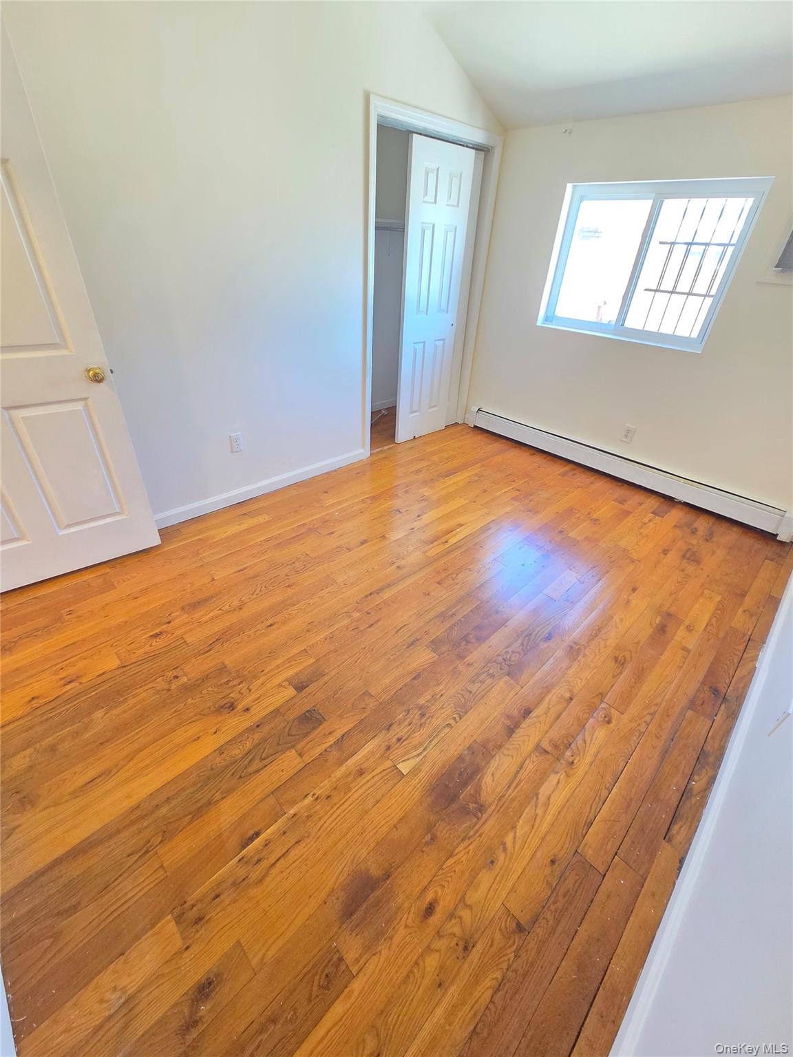 128 Pugsley Avenue - Photo 4