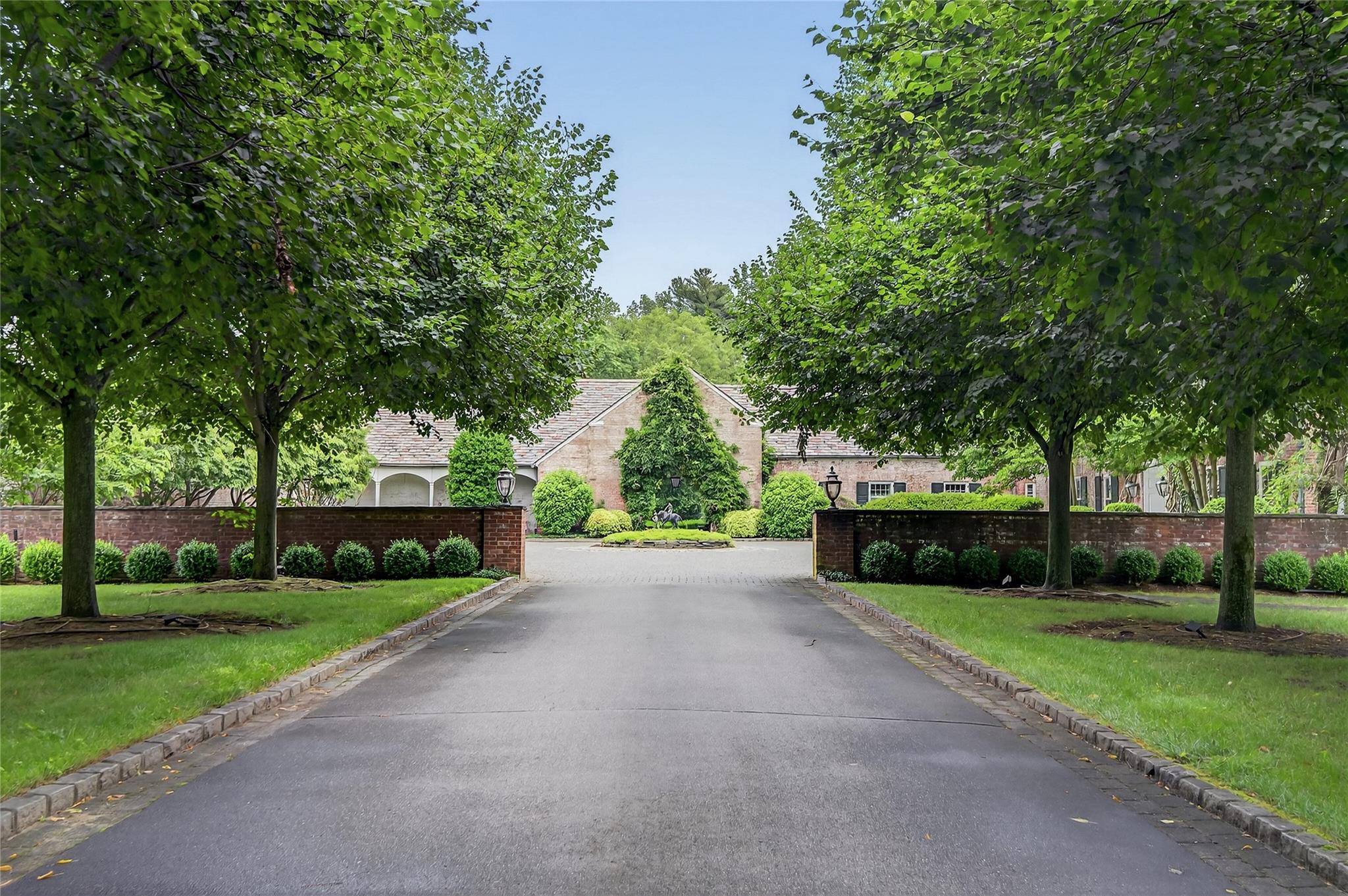60 Piping Rock Road