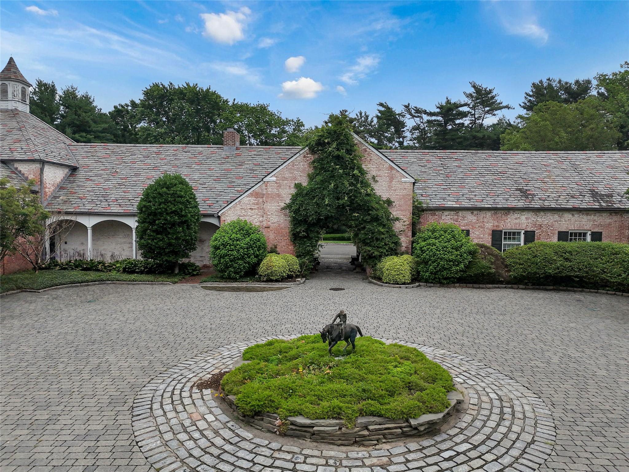 60 Piping Rock Road