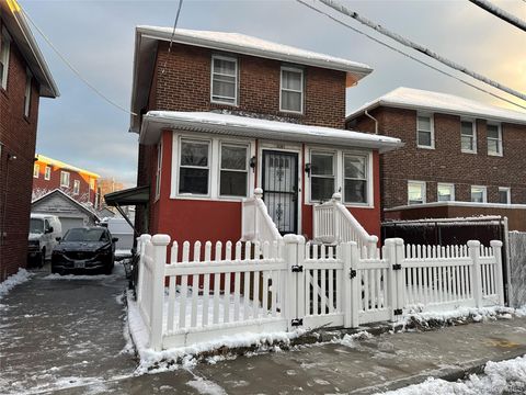 Homes For Sale - 2431 Deerfield Road<br/> Far Rockaway, NY 11691
