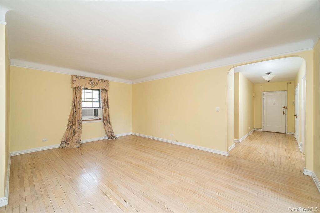 Photo of 198 Garth Road #2B, Scarsdale, NY 10583 (MLS # 981659)