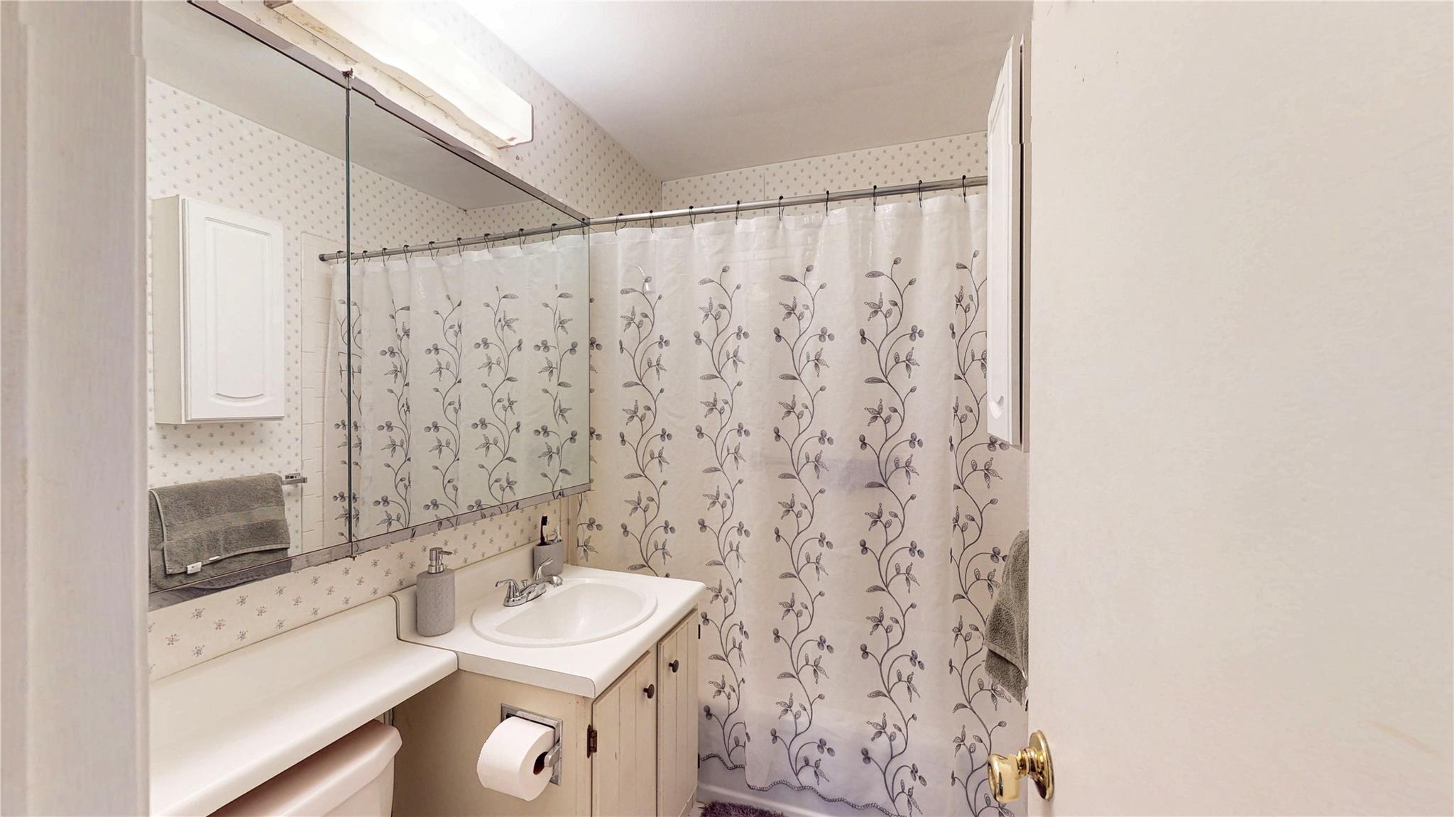 87 Sycamore Drive, Middletown, New York image 26