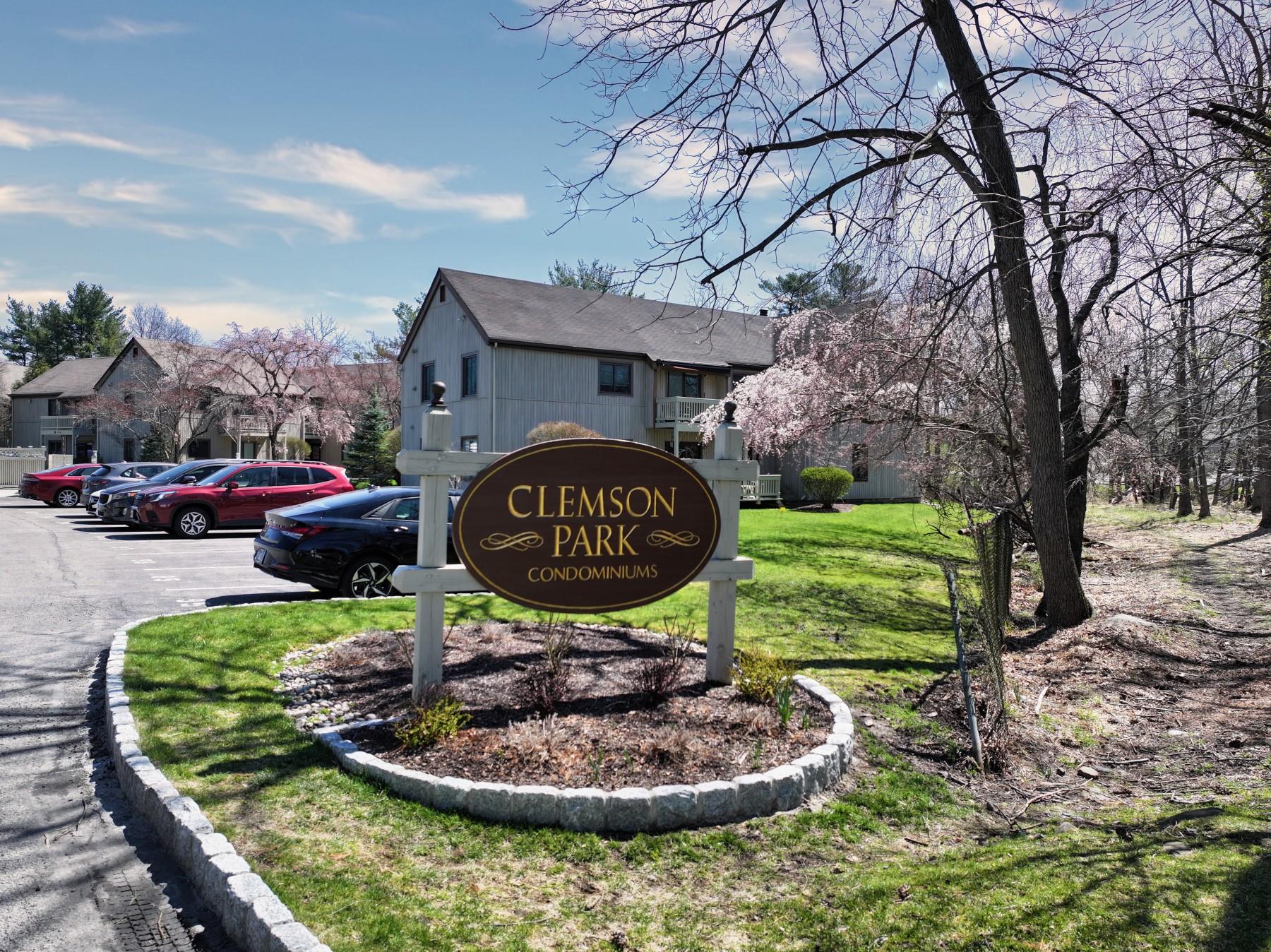 87 Sycamore Drive, Middletown, New York image 3