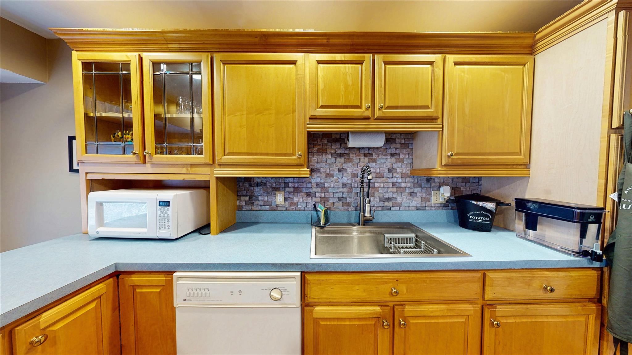 87 Sycamore Drive, Middletown, New York image 17