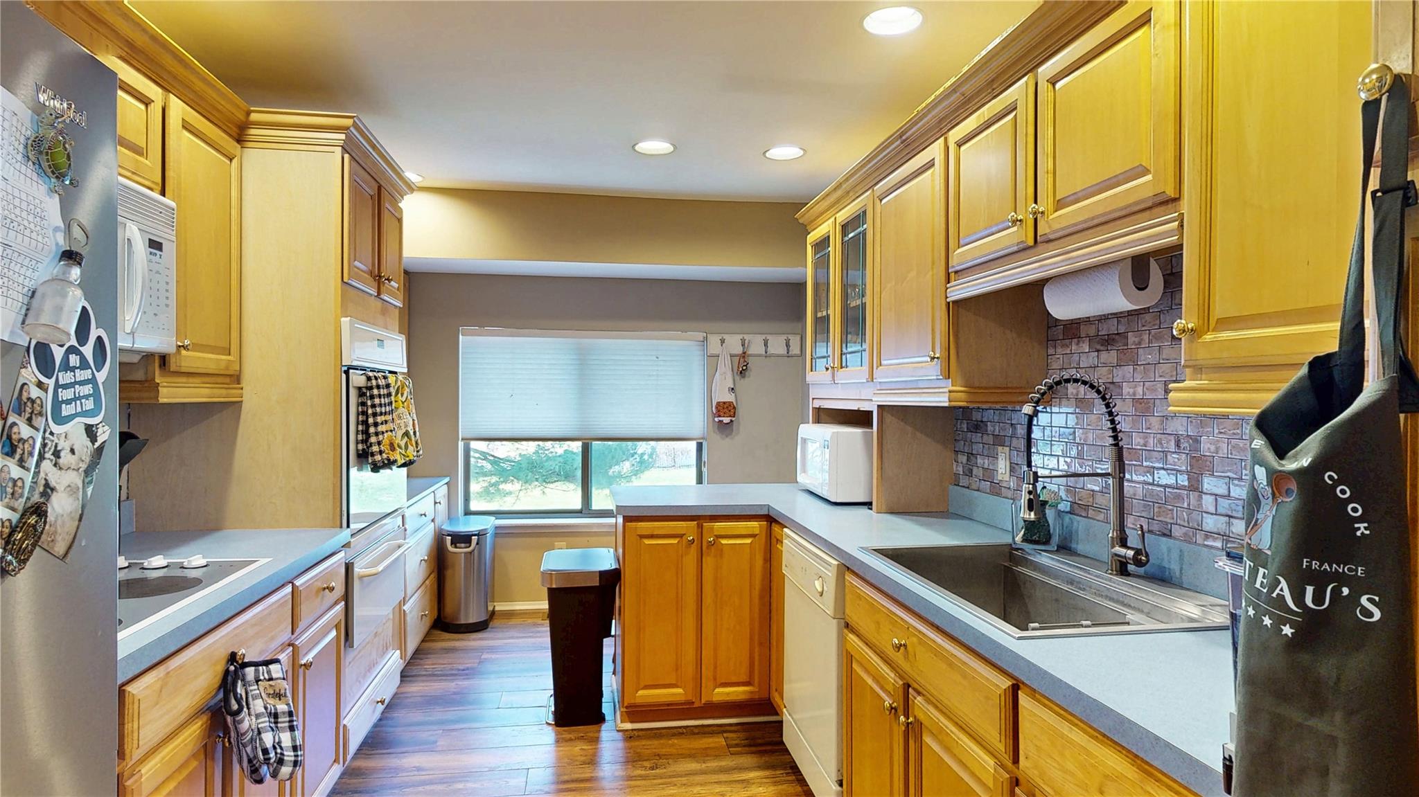 87 Sycamore Drive, Middletown, New York image 14