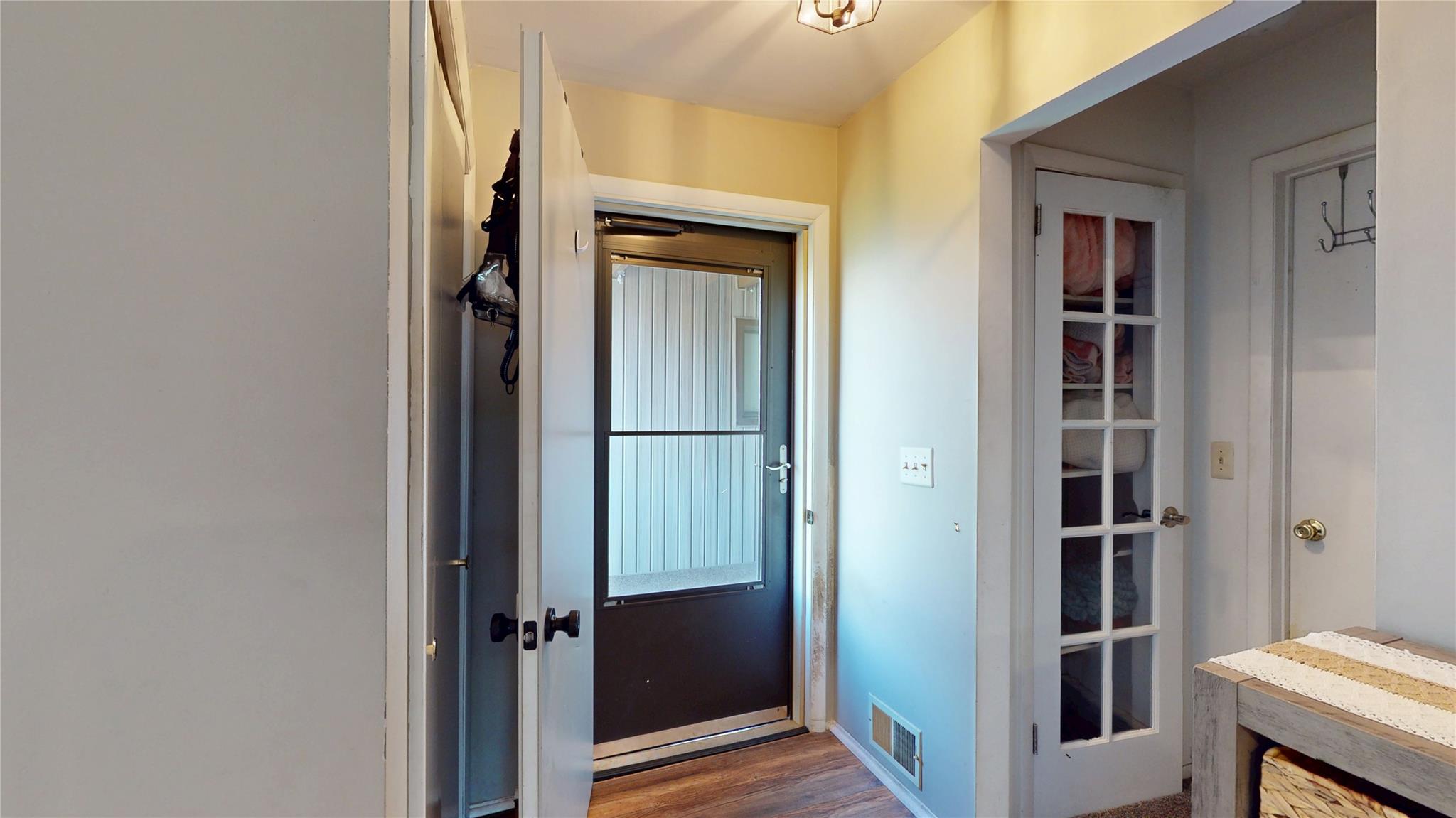87 Sycamore Drive, Middletown, New York image 10
