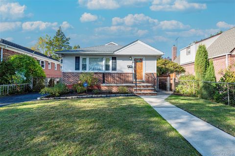 Photo of 79-12 268th Street, Floral Park, NY 11004 (MLS # 927015)
