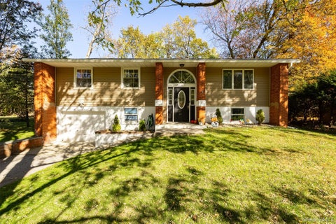 Photo of 21 Vincent Road, Poughkeepsie, NY 12603 (MLS # 1065647)