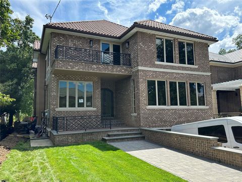 144-58 Boulevard Whitestone NY 11357