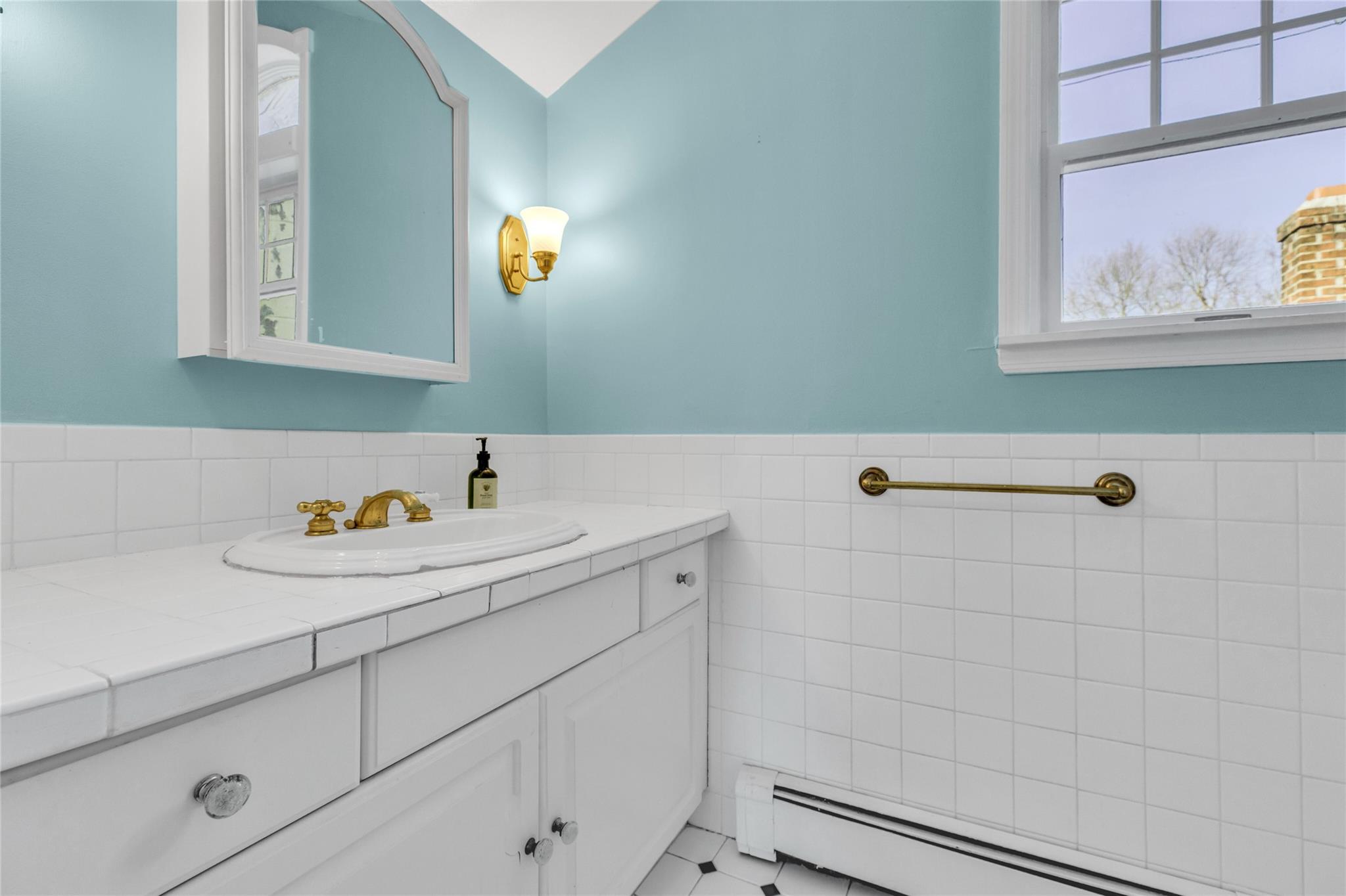 57 Wells Road, Greenlawn, New York image 21