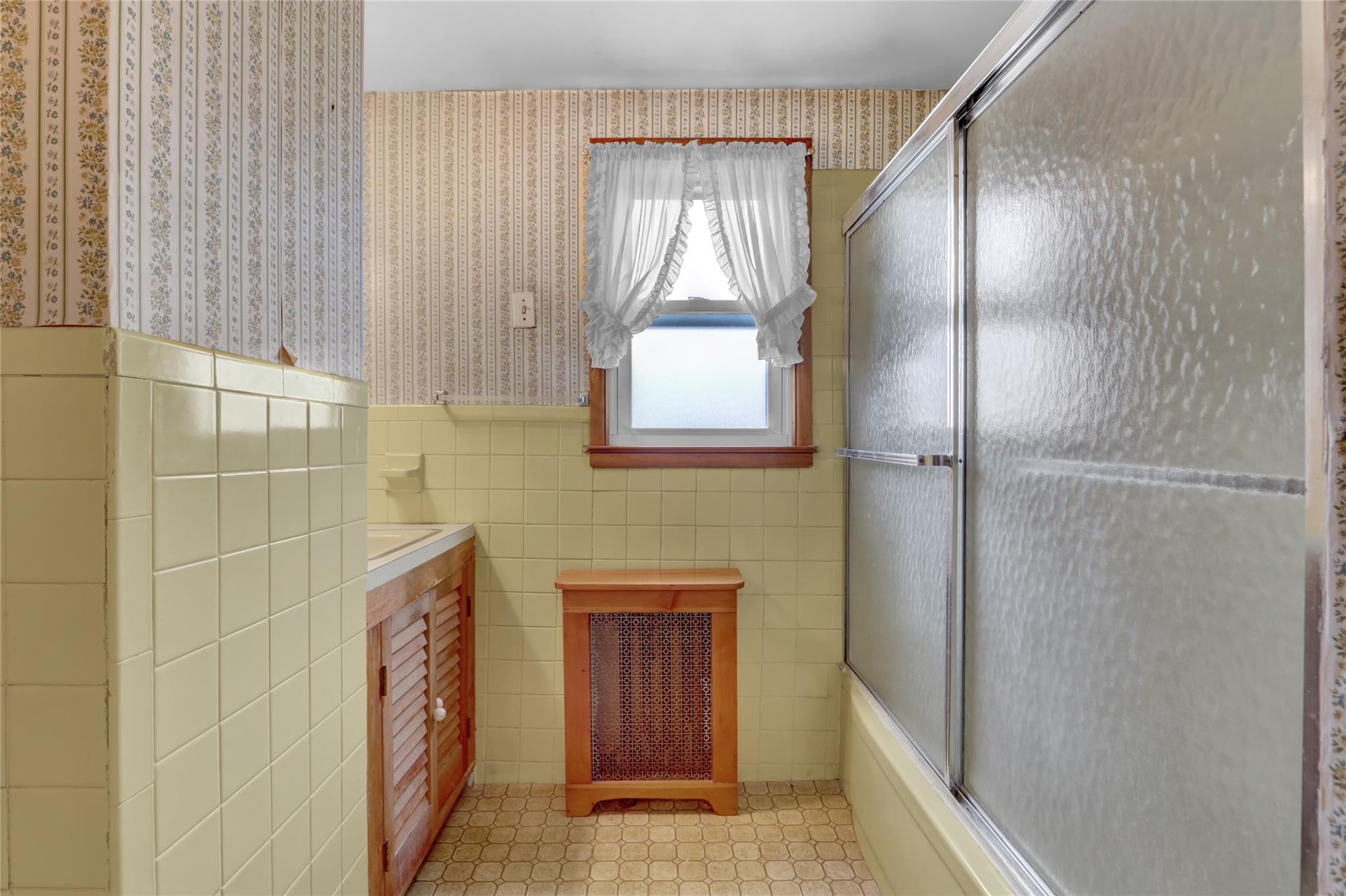 26 Walton Avenue, Uniondale, New York image 19