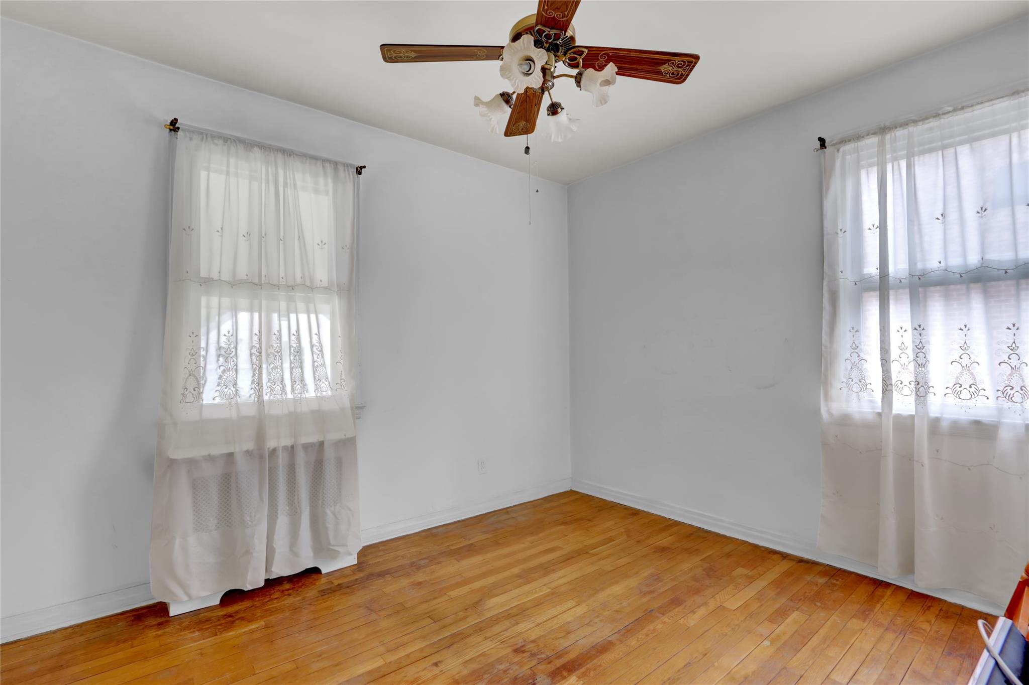 26 Walton Avenue, Uniondale, New York image 11