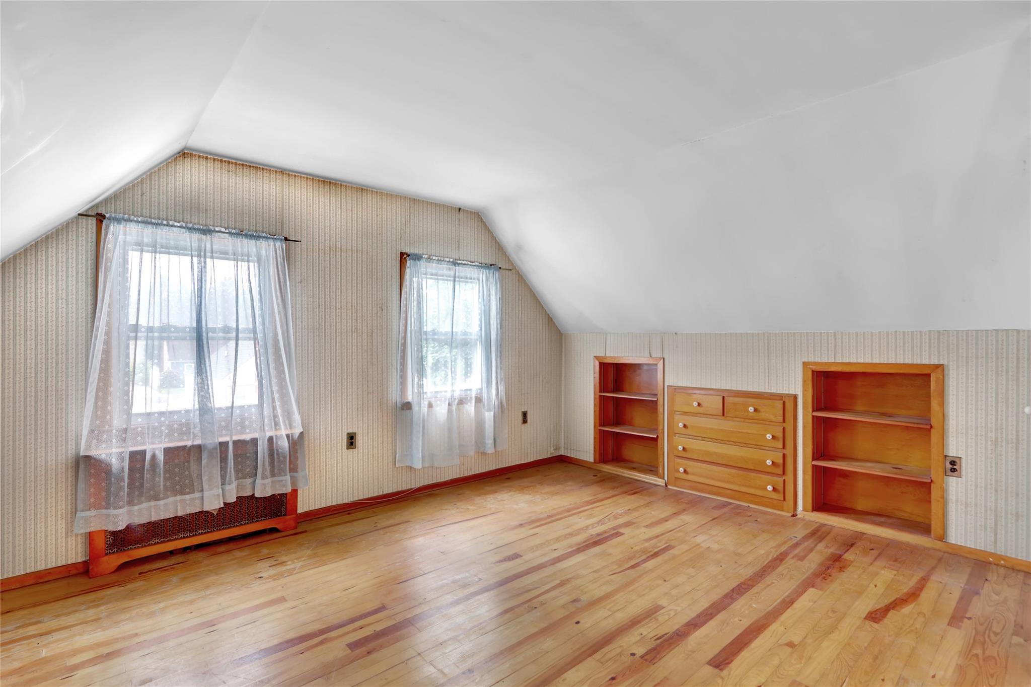 26 Walton Avenue, Uniondale, New York image 16