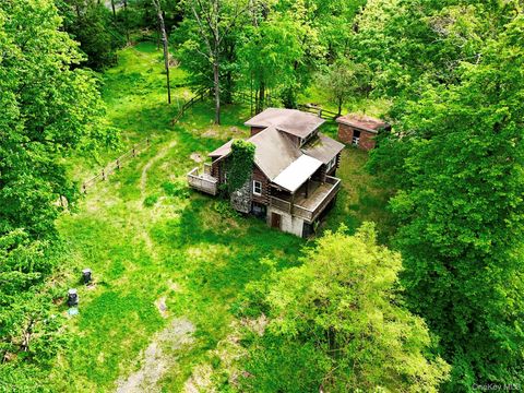 Homes For Sale - 68 Union School Road<br/> Orange County, Montgomery, NY 12549