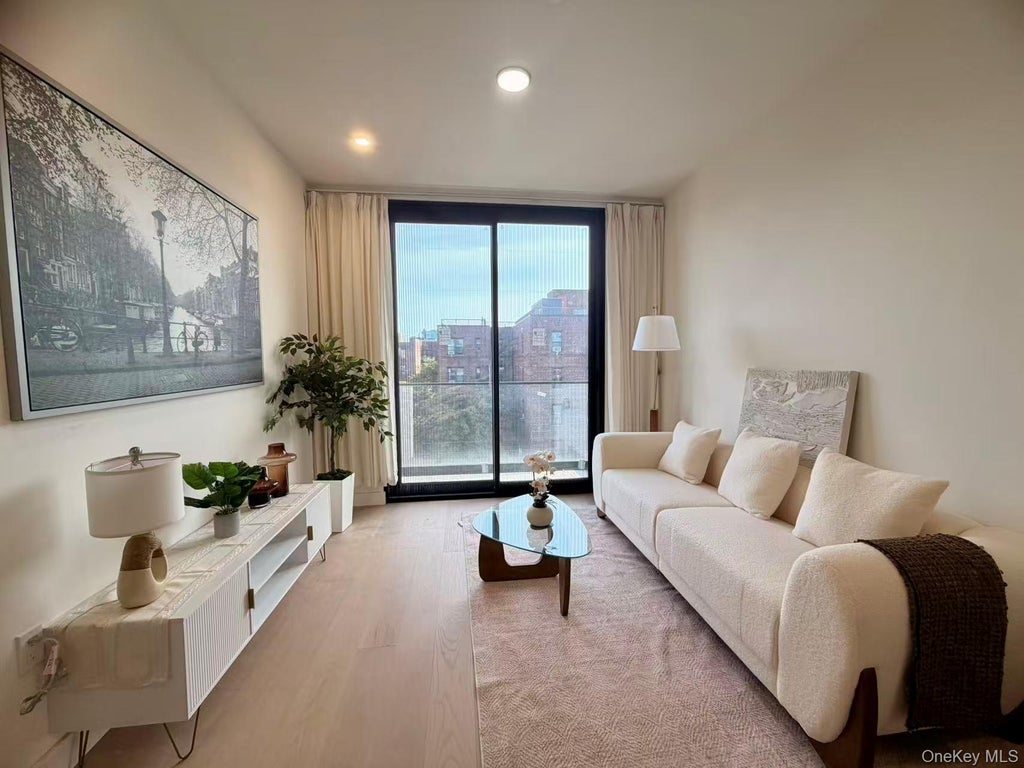 Photo of 132-51 41st Road #5A, Flushing, NY 11355 (MLS # 1060531)