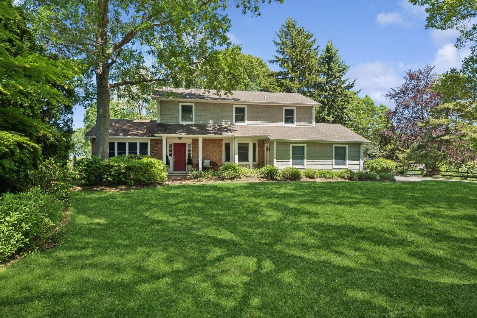 Property for Sale at Great Neck Court, Huntington, Hamptons, NY - Bedrooms: 5 
Bathrooms: 3  - $1,249,800