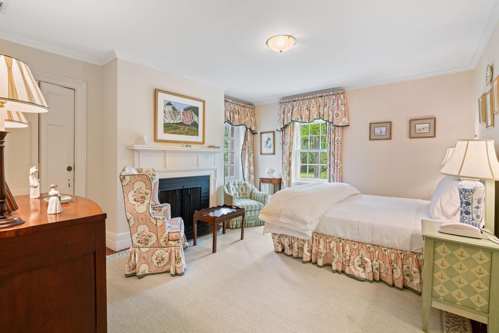 11 Meadow Spring Road, Glen Cove, New York image 24