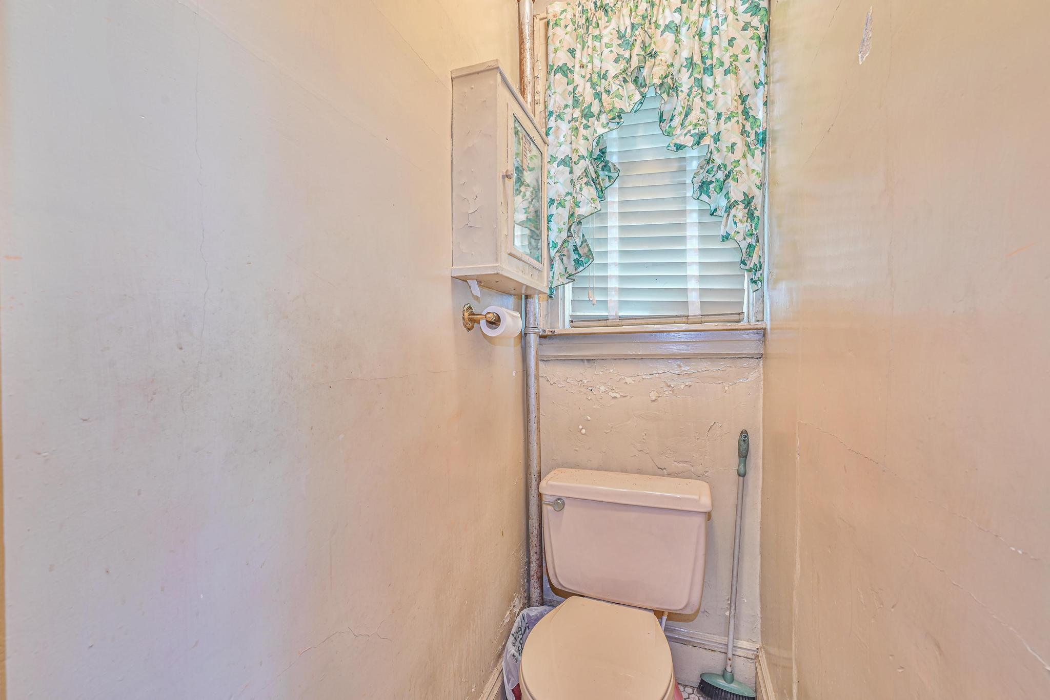 139-01 Linden Boulevard, South Ozone Park, New York image 3