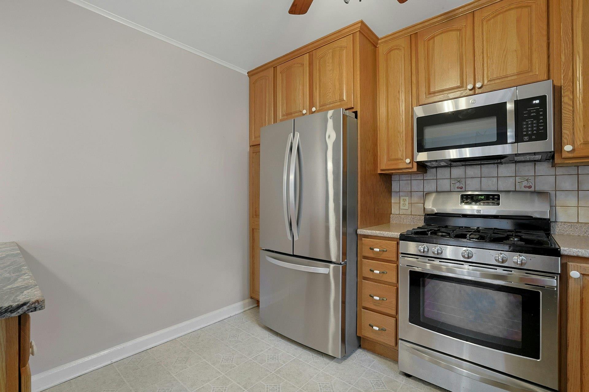 51 Overlook Drive, Valhalla, New York image 15
