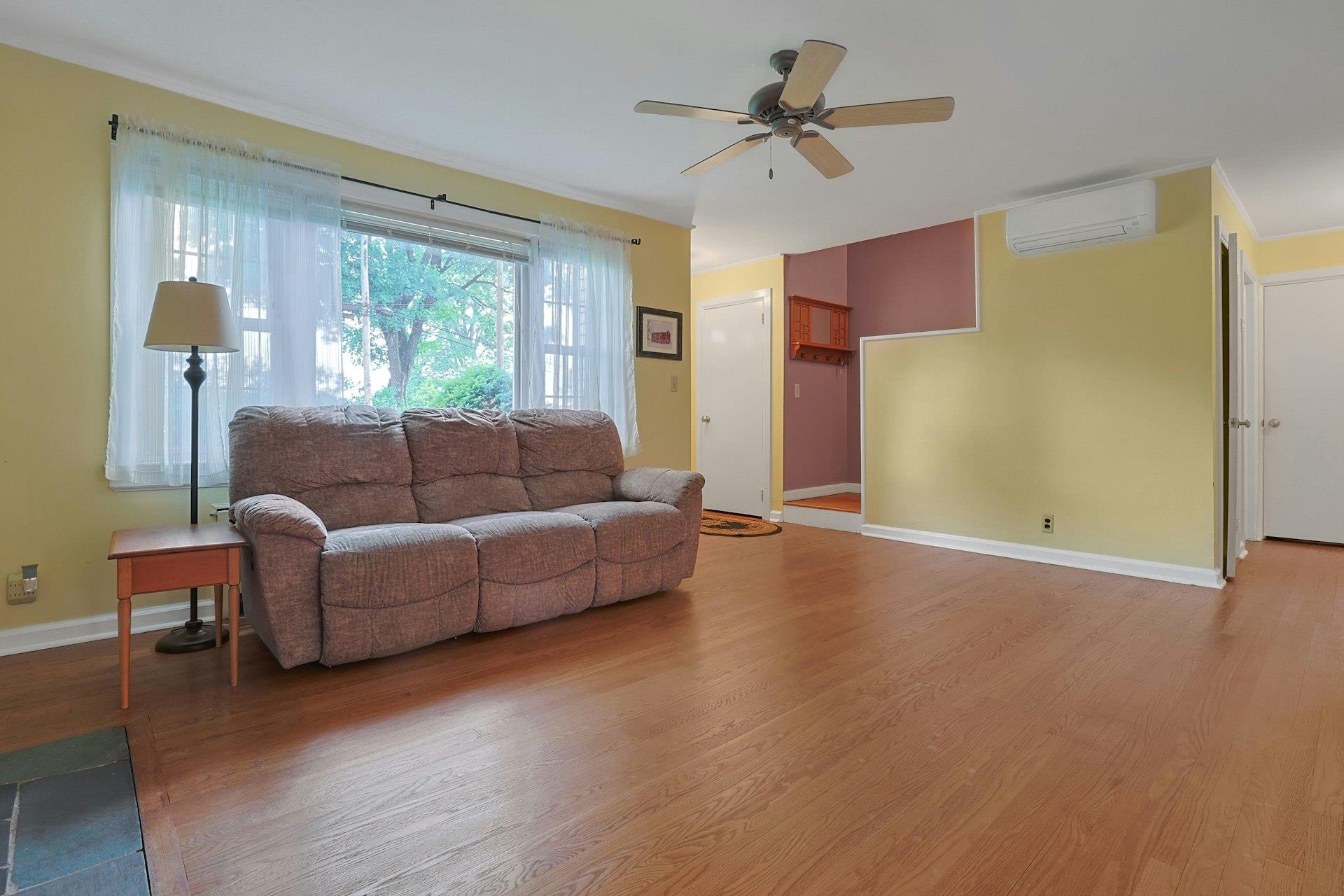 51 Overlook Drive, Valhalla, New York image 5