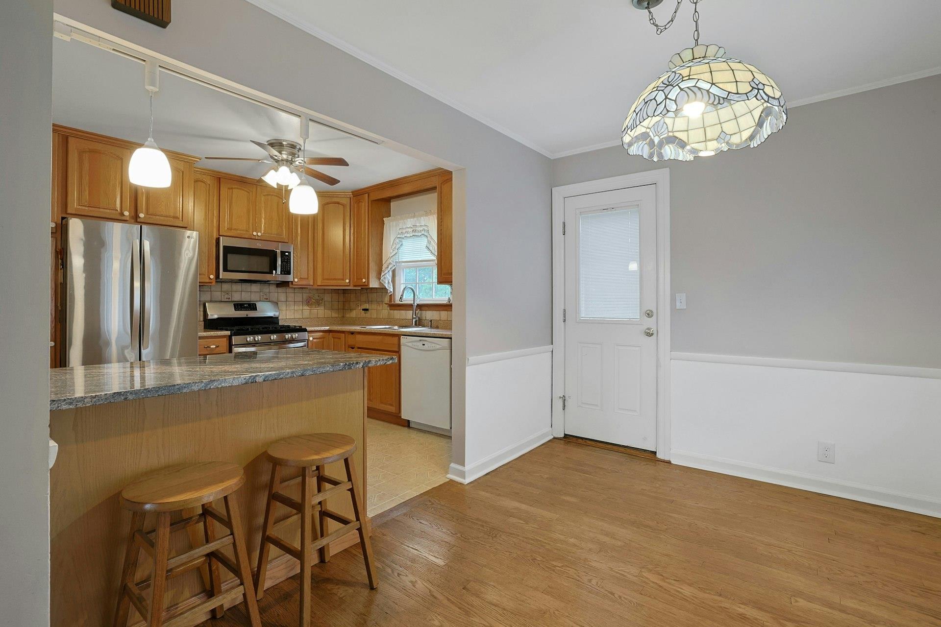 51 Overlook Drive, Valhalla, New York image 11