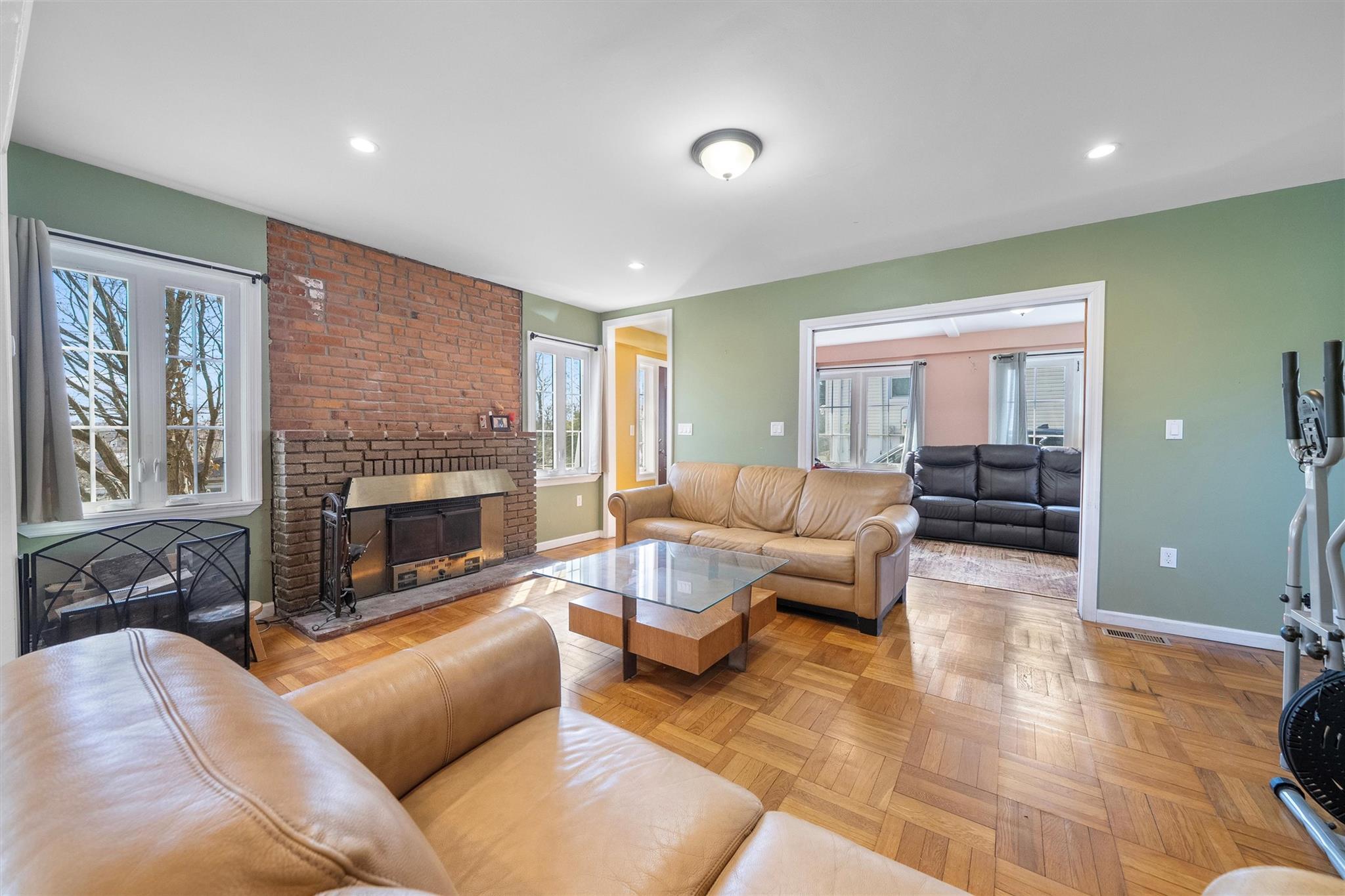 115 Winnebago Road, Yonkers, New York image 2