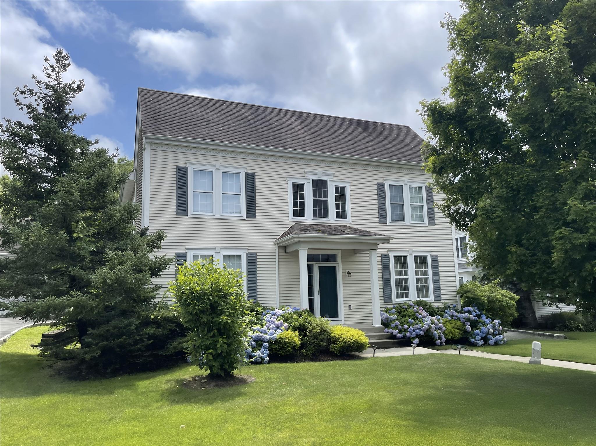 Legendary Circle, Rye Brook, New York - 4 Bedrooms  
4 Bathrooms - 