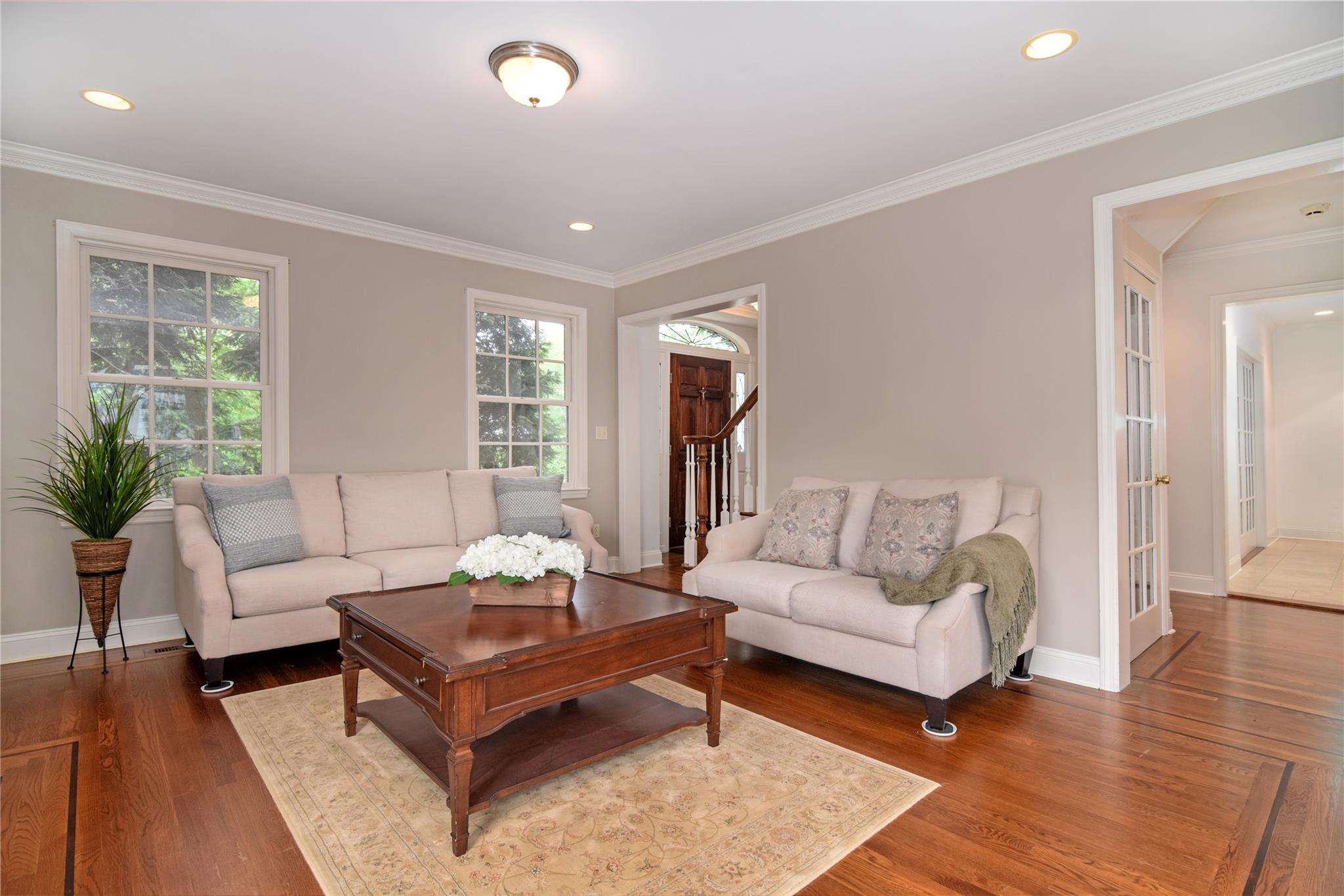 6 Hazen Street, Pelham, New York image 3