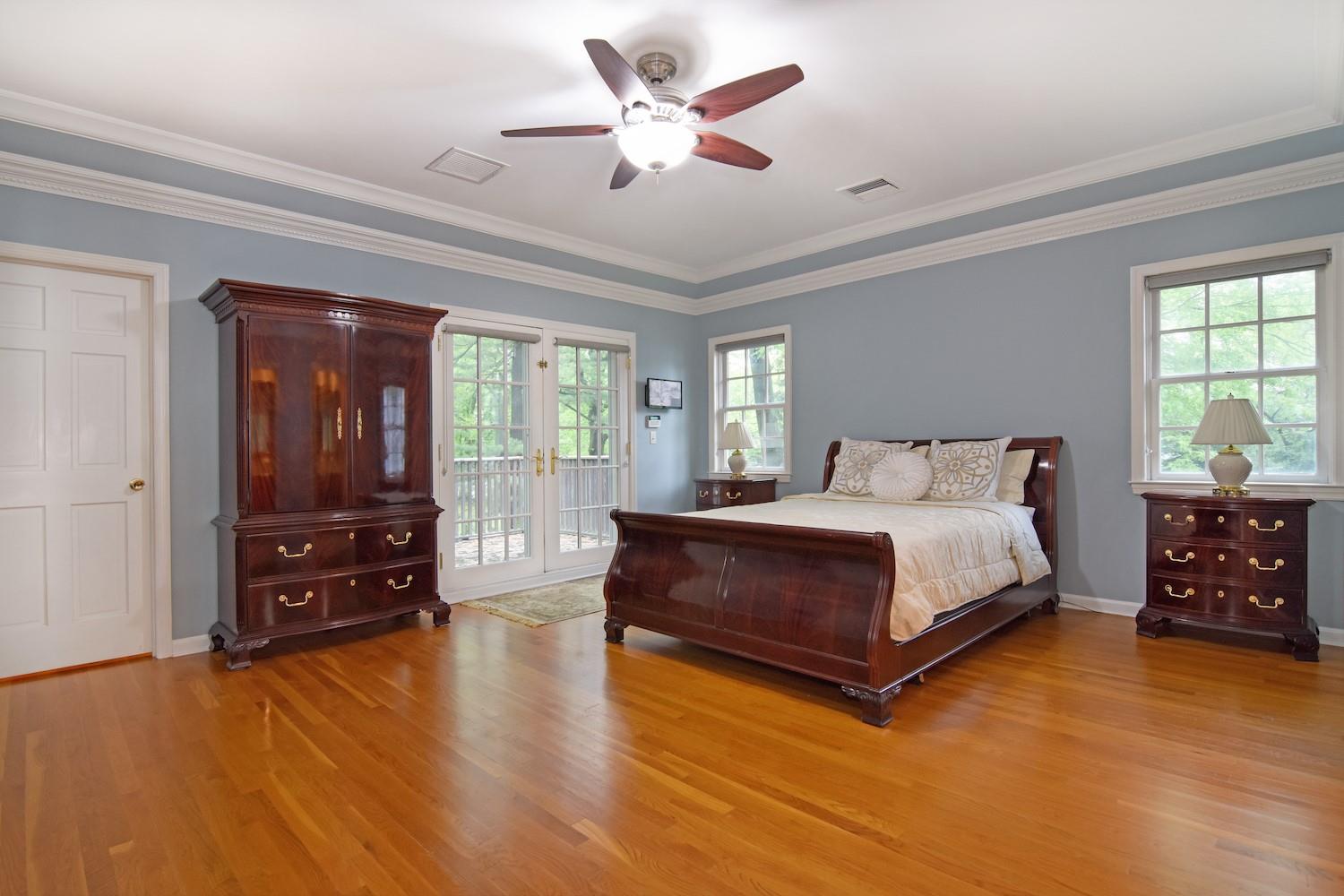 6 Hazen Street, Pelham, New York image 13