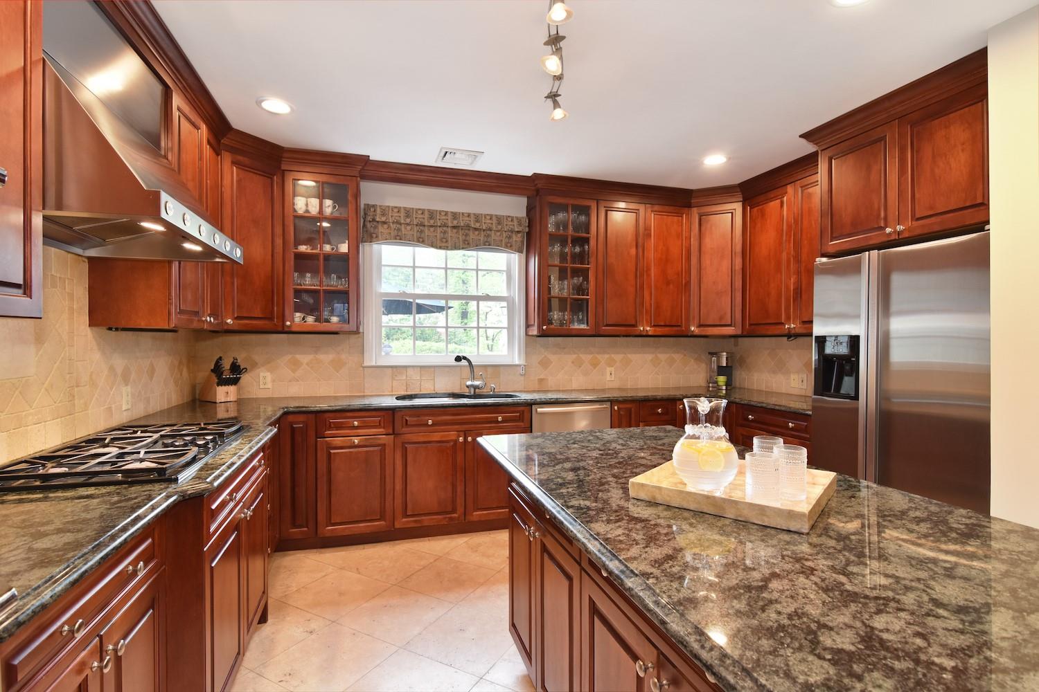 6 Hazen Street, Pelham, New York image 7