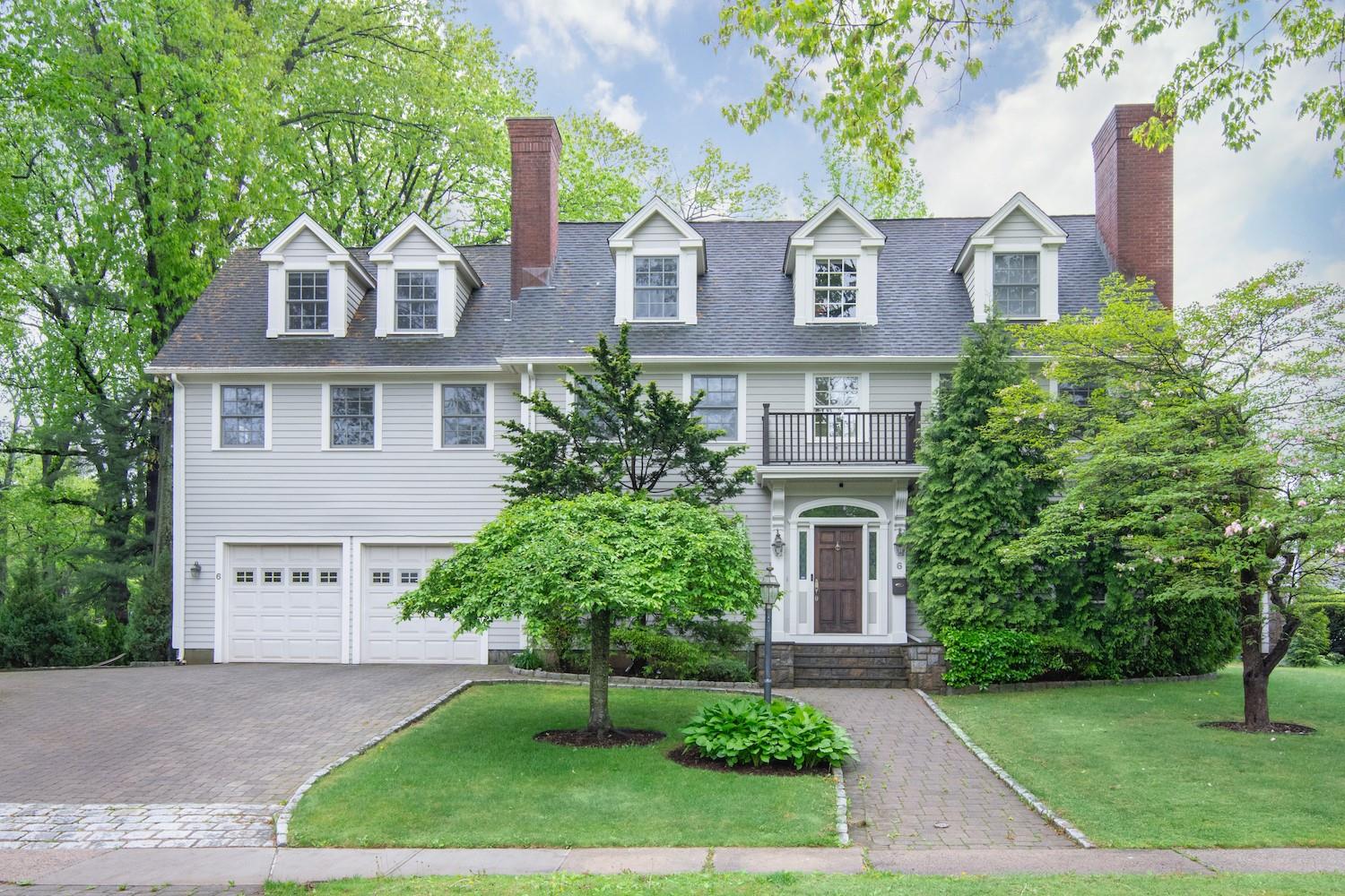 6 Hazen Street, Pelham, New York image 1