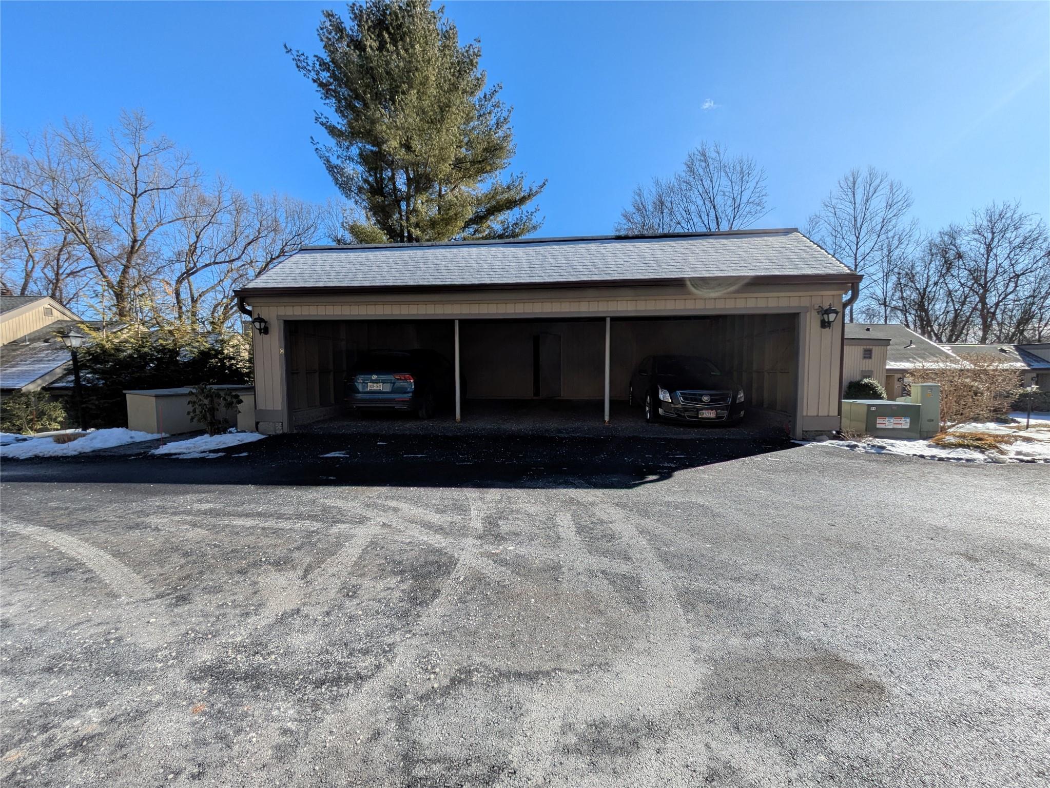 295 Heritage Hills Hls #B, Somers, New York image 32