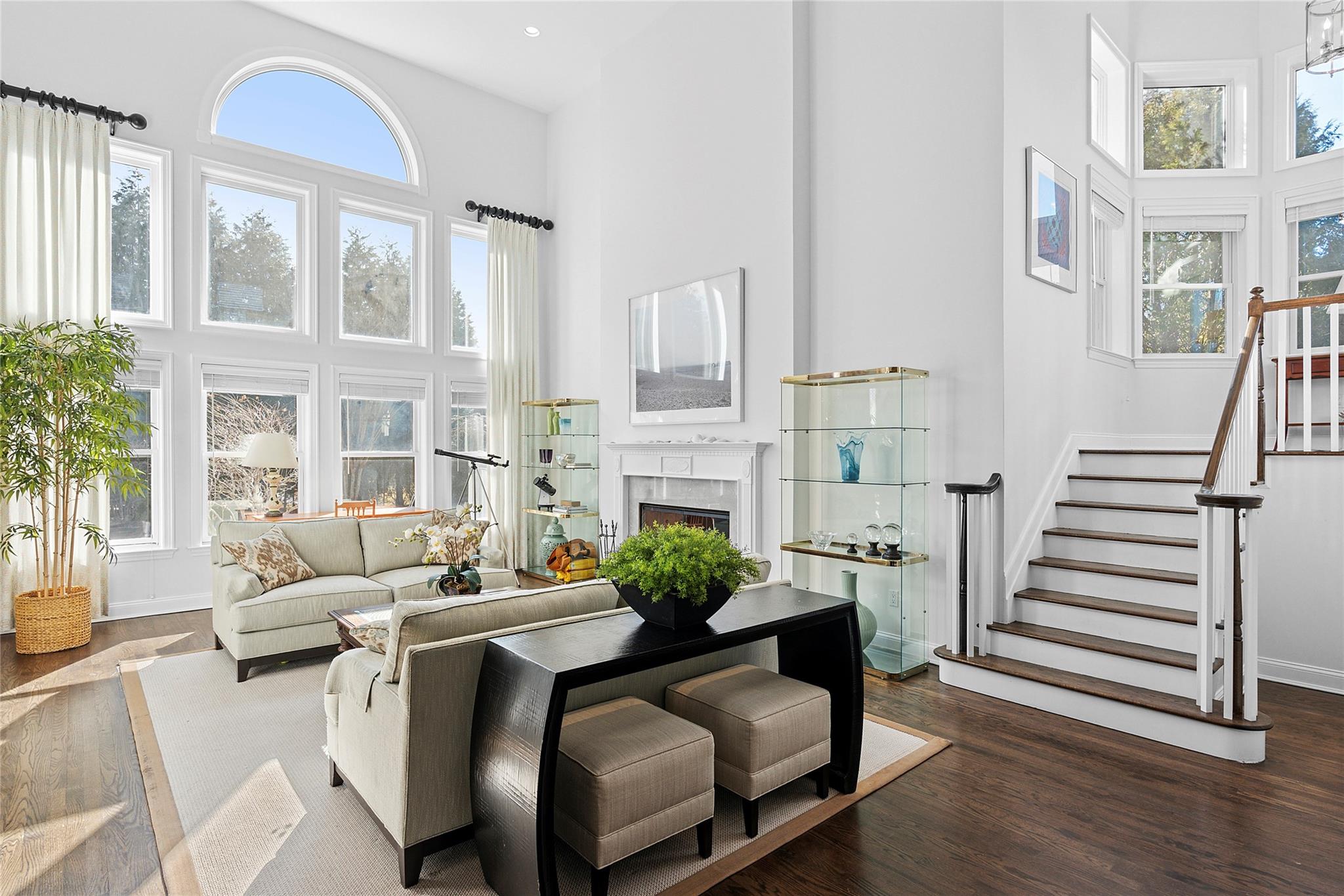 1 Seasons Lane, Southampton, New York image 12
