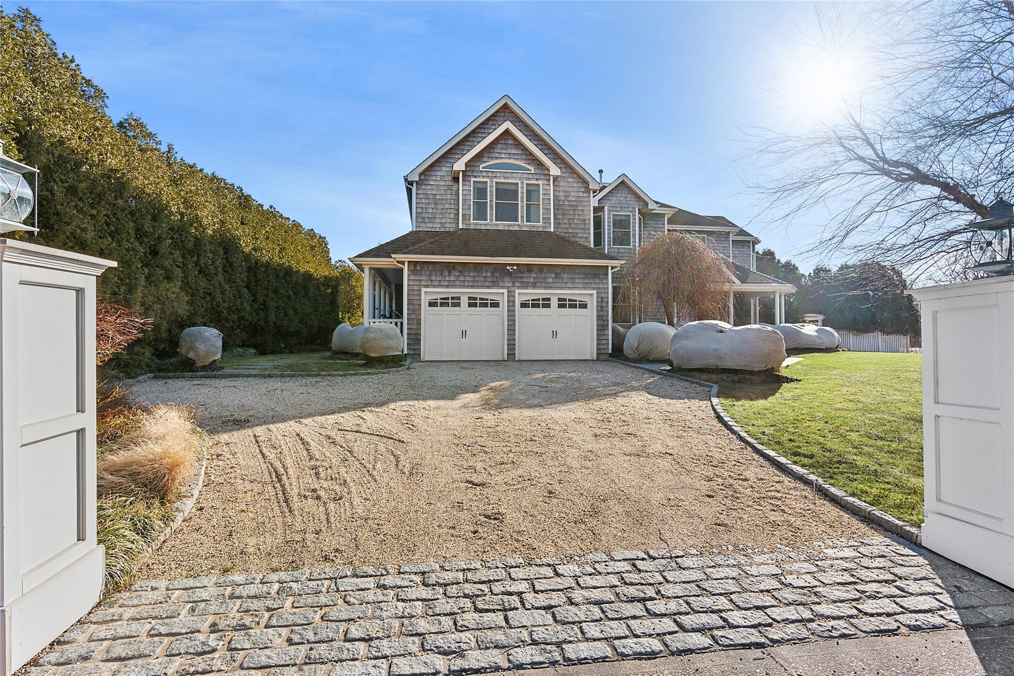 1 Seasons Lane, Southampton, New York image 23