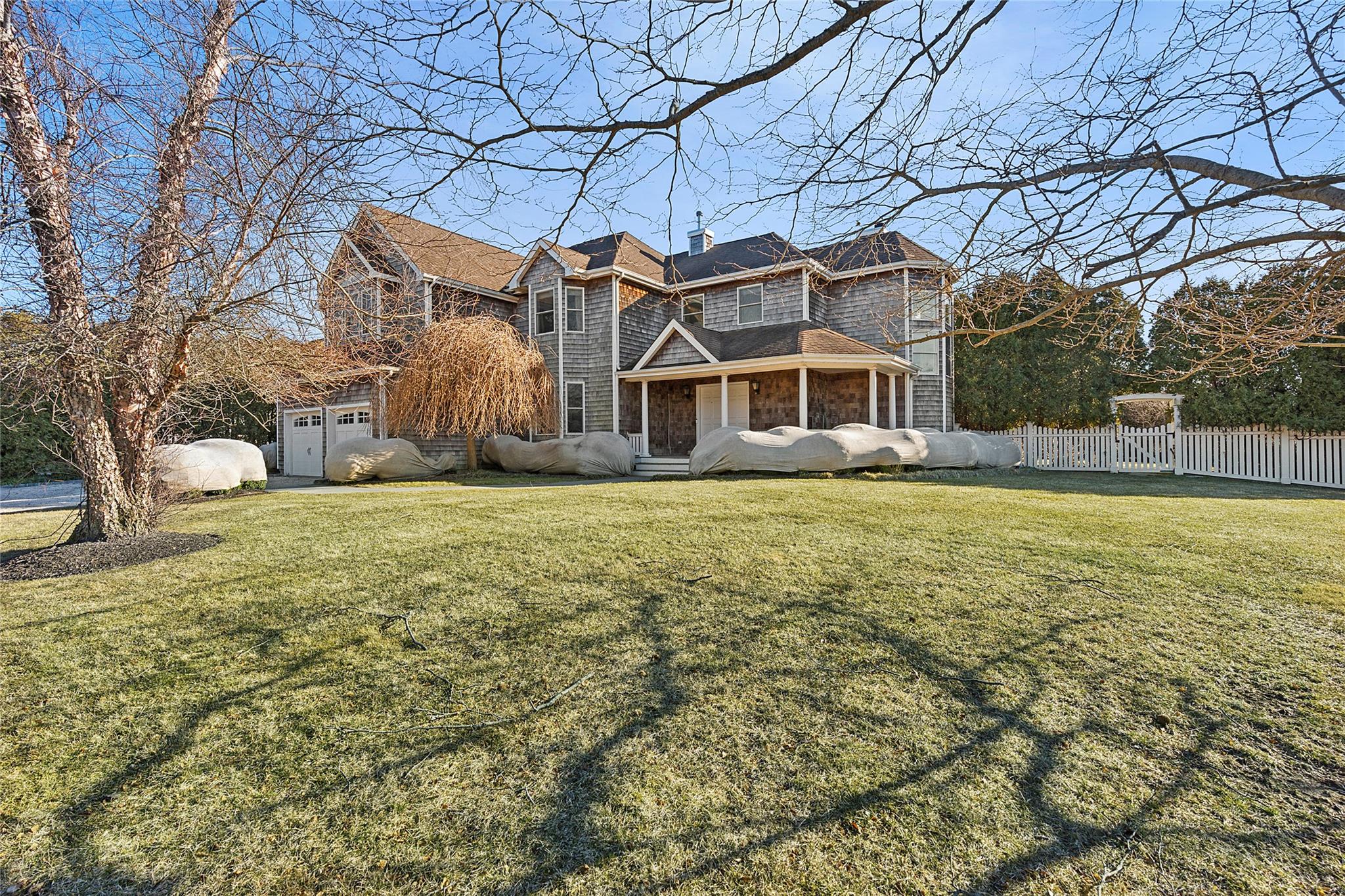1 Seasons Lane, Southampton, New York image 2